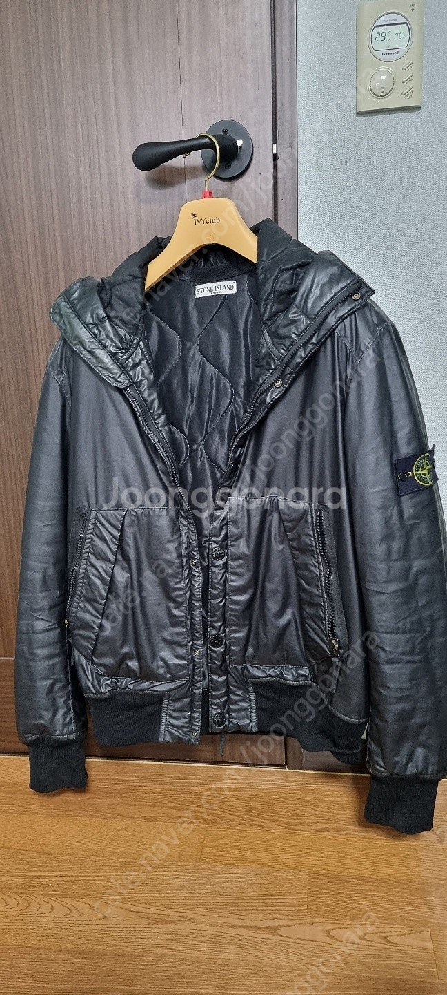 스톤아일랜드 무솔라고마타 점퍼 팝니다--0