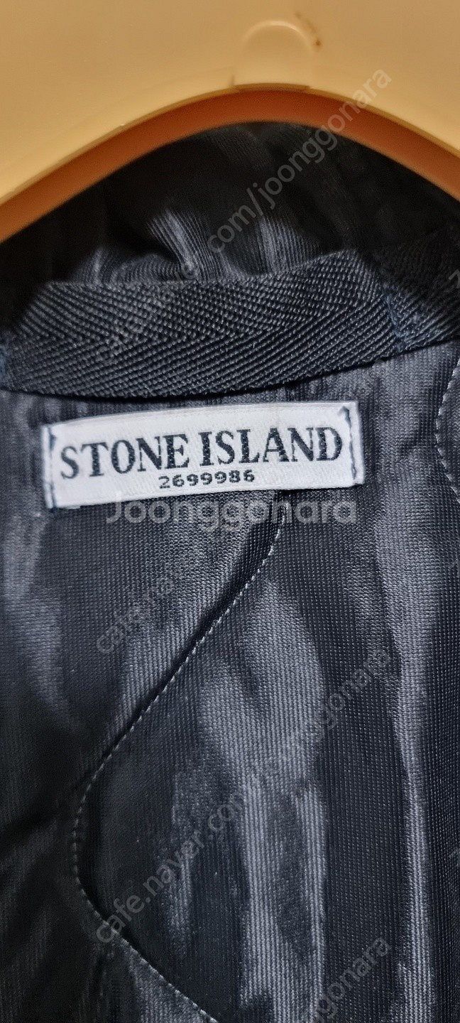 스톤아일랜드 무솔라고마타 점퍼 팝니다--2