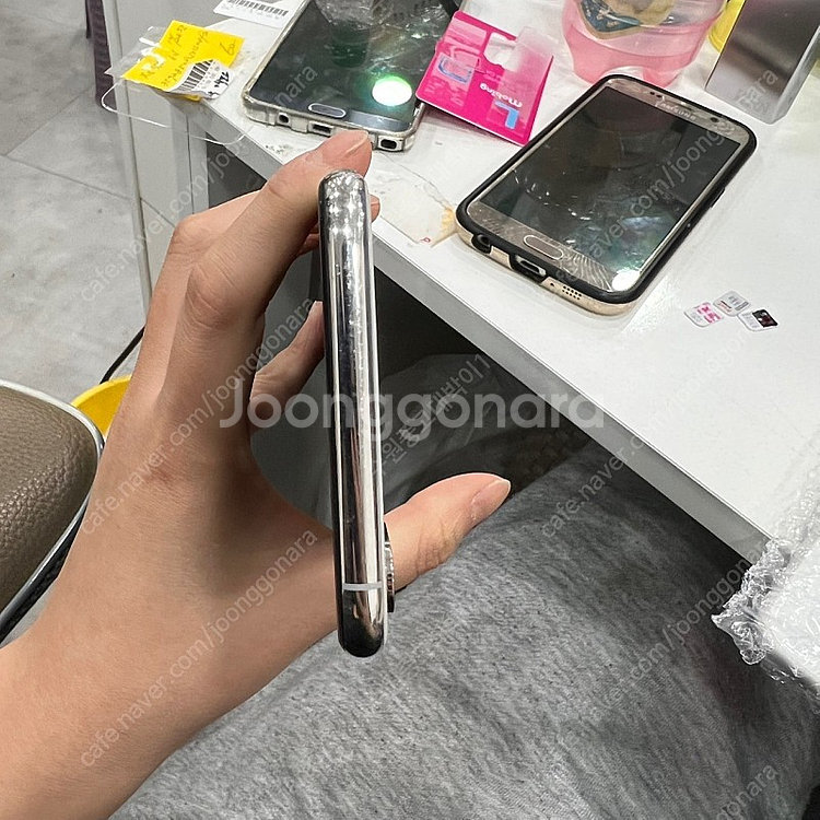 아이폰XS맥스 실버 64GB 45만 40892 /수원--2