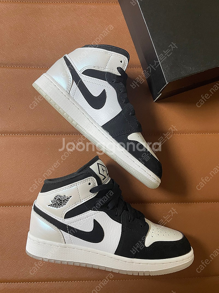 조던1 미드 다이아몬드 Jordan 1 Mid SE D...--0