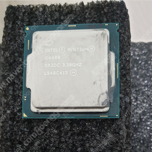 대구 스카이레이크 펜티엄 g4400 cpu 단품 판매합니다.