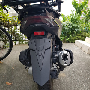 pcx125 21년식 abs 모델 3,364키로 탄것 판매합니다.(가격내림)