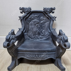 Momtoys 1/6 Scale Tiger Leather Dragon Chair 맘토이 의자 판매 합니다