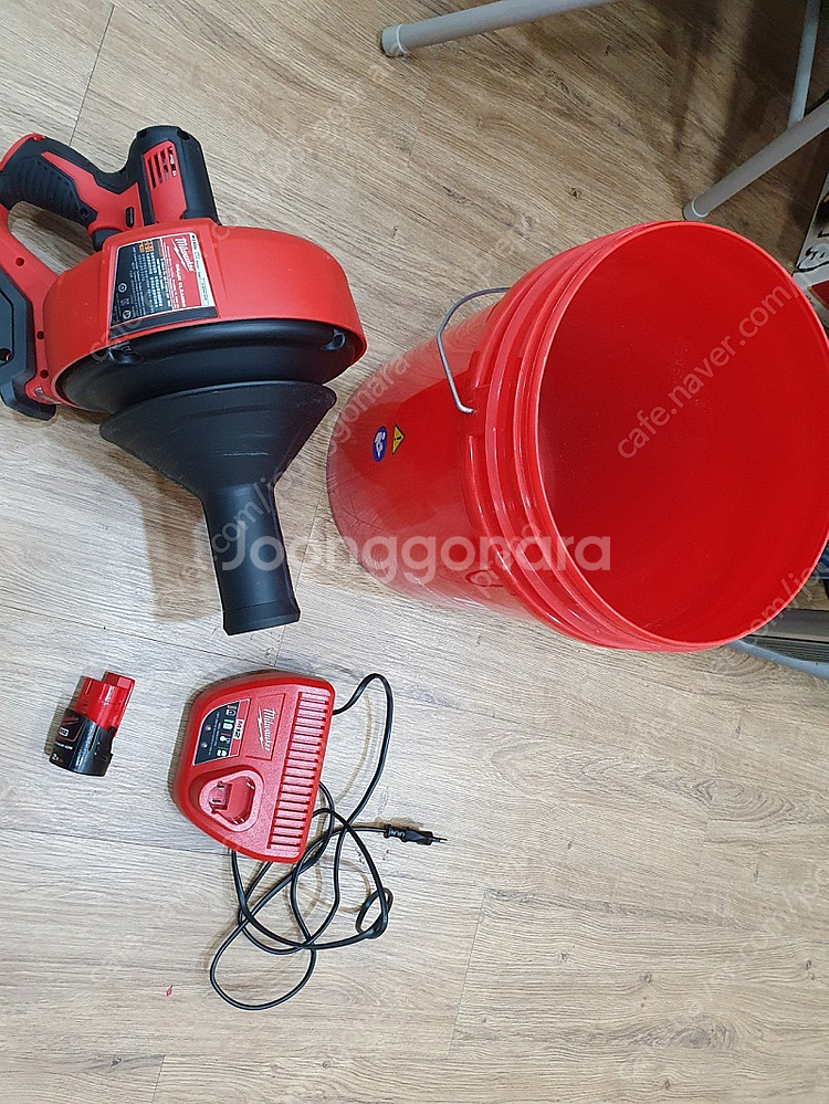 밀워키 충전식 배수관청소기 M12 BDC6 신동품 하수관 청소기--1