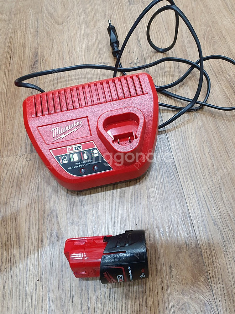 밀워키 충전식 배수관청소기 M12 BDC6 신동품 하수관 청소기--2