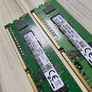 삼성 PC램 DDR3-4GB-12800U / 단면 -2개(8GB) 일괄 판매.