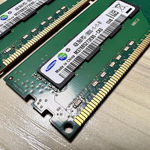 삼성 PC램 DDR3-4GB-12800U / 양면 -2개(8GB) 일괄 판매.