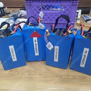 배터리 22.2v 12000mah 저렴하게 분양합니다.