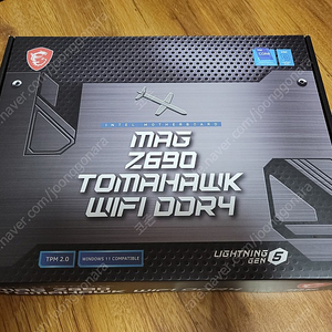 MSI Z690 TOMAHWAK 토마호크 D4 WIFI 팝니다.