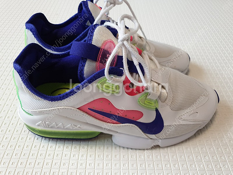 <235mm/25,000원/무료배송> 나이키 에어맥스 인피니티--2