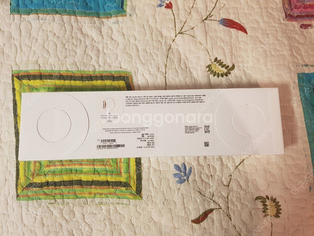 애플워치 SE 40mm 알루미늄 골드 스타라이트 스포츠밴드 미개봉 신품--1