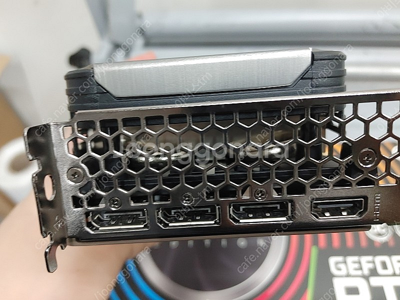 이엠텍 RTX 3060TI 블랙에디션 팝니다--4