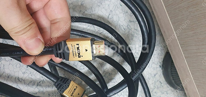 NEXI HDMI 케이블 20m 판매합니다.--3
