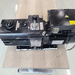 ULVAC 진공펌프, Vacuum Pump, GLD-136C 판매합니다.