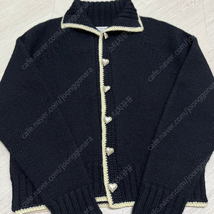 Urbanic30 Hand Crochet Cardigan 얼바닉 핸드 크로셰 가디건