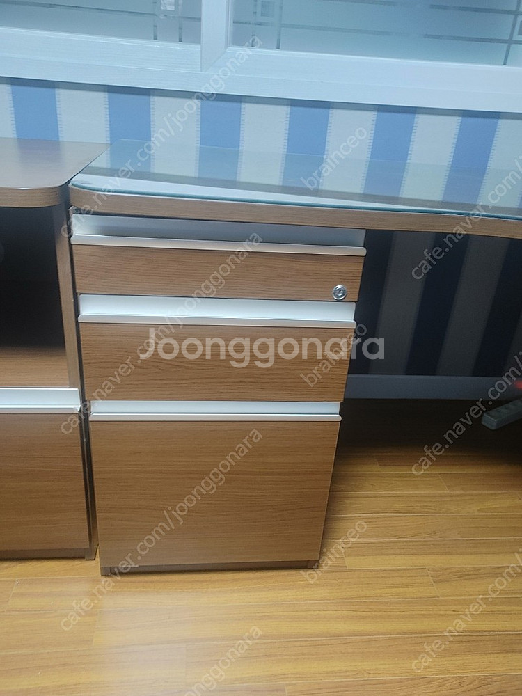 리바트 책상 세트팝니다--2