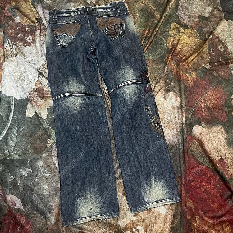 일본 빈티지 플로랄 자수워싱데님팬츠 Free 카라쿠리 자수바지 워싱진--2