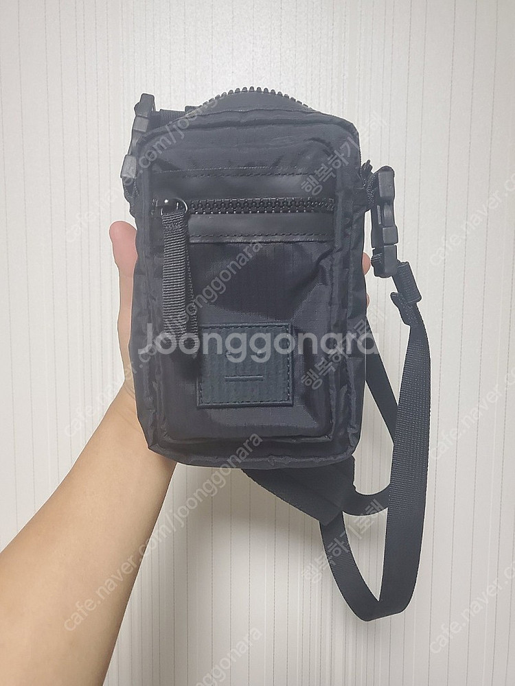 아크네스튜디오 이모지 미니백--0