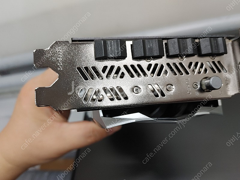 컬러풀 RTX 3070 어드벤스드 팝니다--4