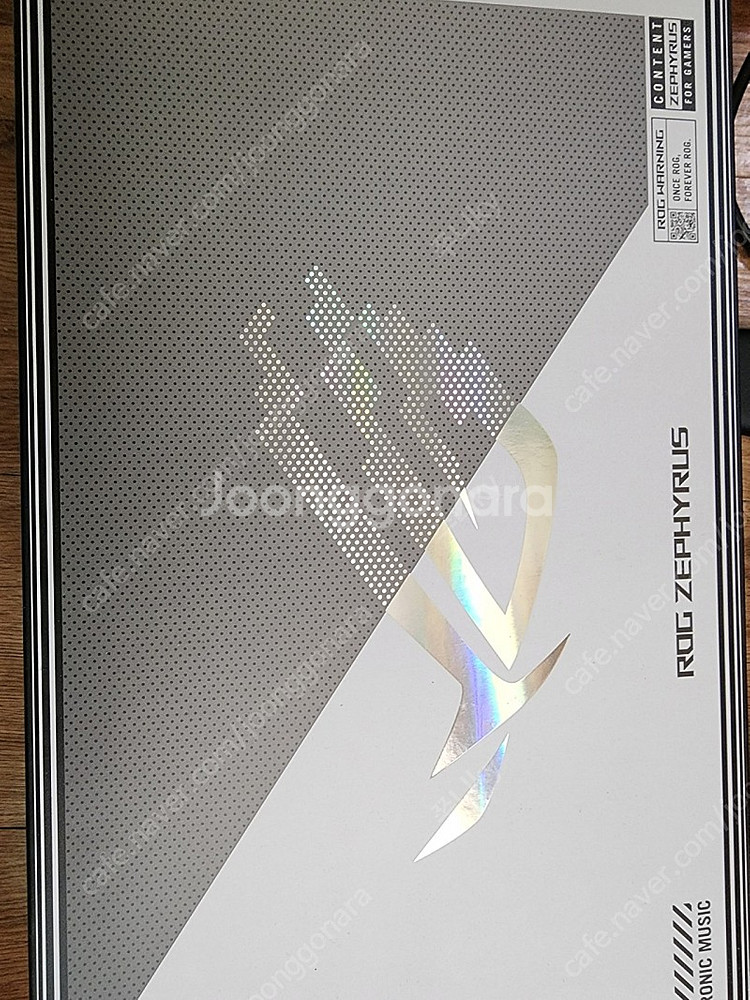제피러스g14 ga402 화이트 팝니다--1