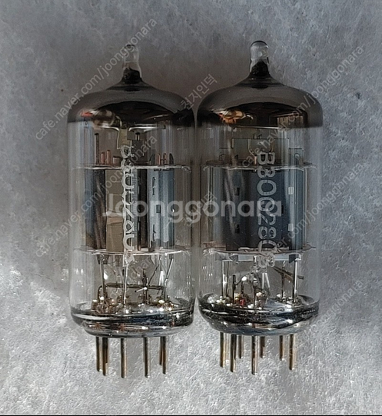 Telefunken텔레푼켄 ECF802/6U8의 고신뢰관 <> NOS NIB 1개 판매--1