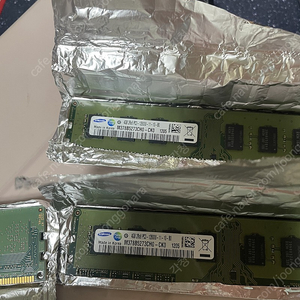 ddr3 4gb램 판매합니다.