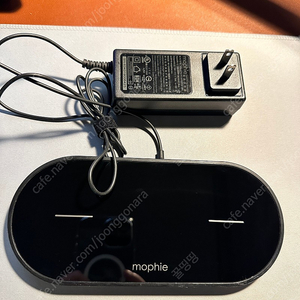 mophie (모피) dual wireless charging pad 팝니다