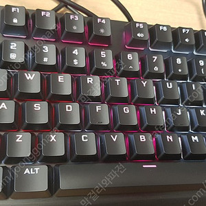 미사용 새상품 커세어 기계식 키보드 K60 RGB PRO LP (은축) 팝니다