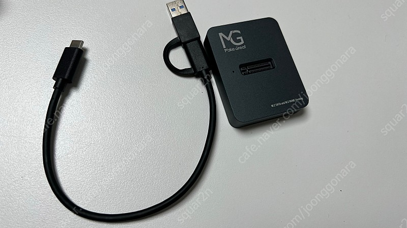 MG M203Docking M.2 도킹스테이션 팝니다.--0