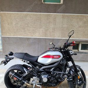 20년 풀옵션 클래식 바이크 xsr900 팝니다.