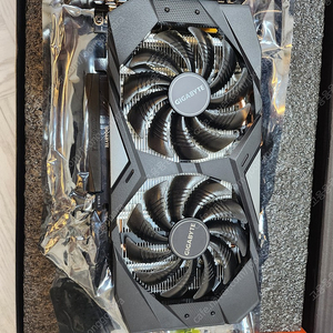 그래픽카드 기가바이트 지포스 gtx1660 super새상품 팝니다.(개봉)