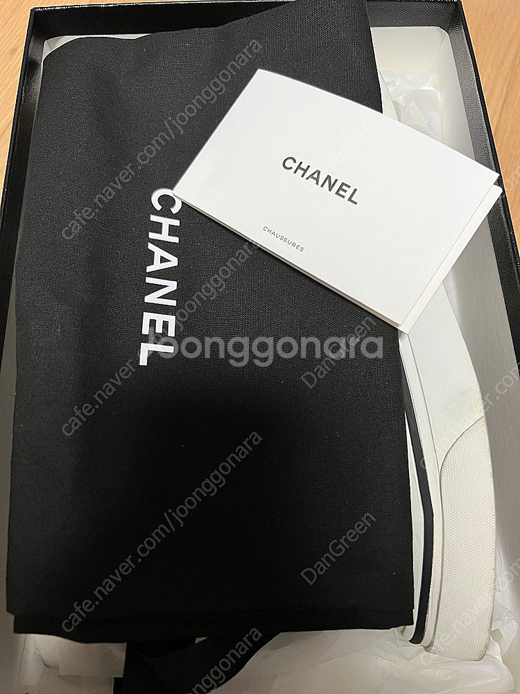 [36.5/235]샤넬 컨버스 스니커즈--5