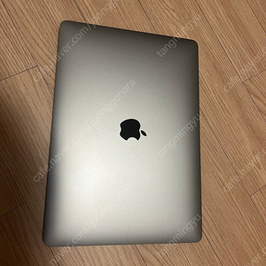 맥북 프로 13인치 (M1, RAM 8GB, SDD 256GB, 박스 풀) 팝니다. macbook pro 13inch S등급 노스크래치 풀케이스（거의 안쓴겁니다 )98만원