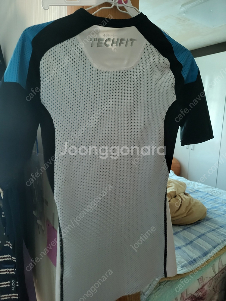 [사이즈 90~100] 개인 의류 판매 ft. 노스페이스 pk셔츠, 빈폴, 라코스테, 버버리, 프라다, 콜롬비아 자...--3