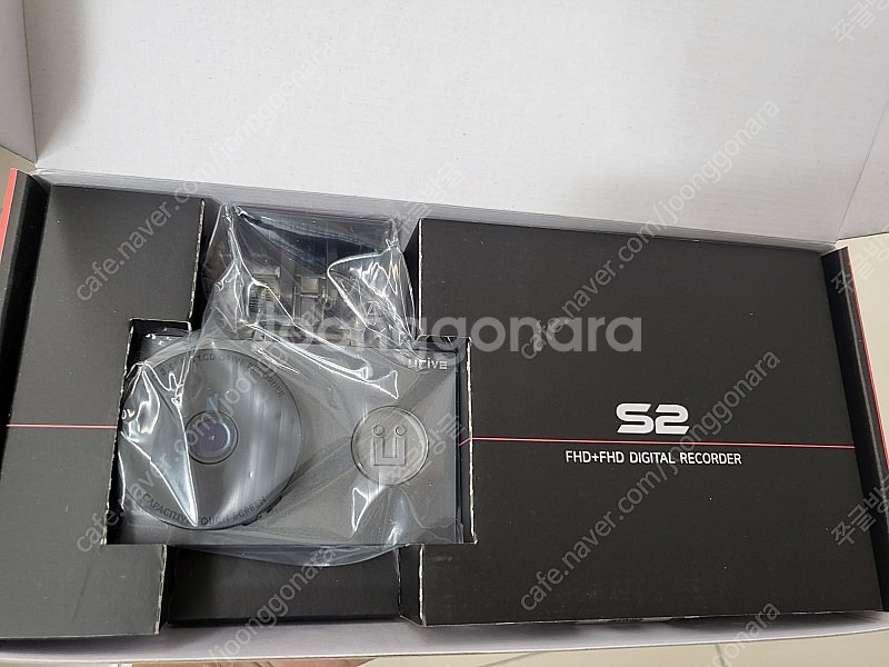 블랙박스 urive S2 새상품 32GB--1