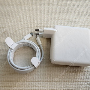 (새상품)애플 맥북용 충전기 96W + C타입 케이블