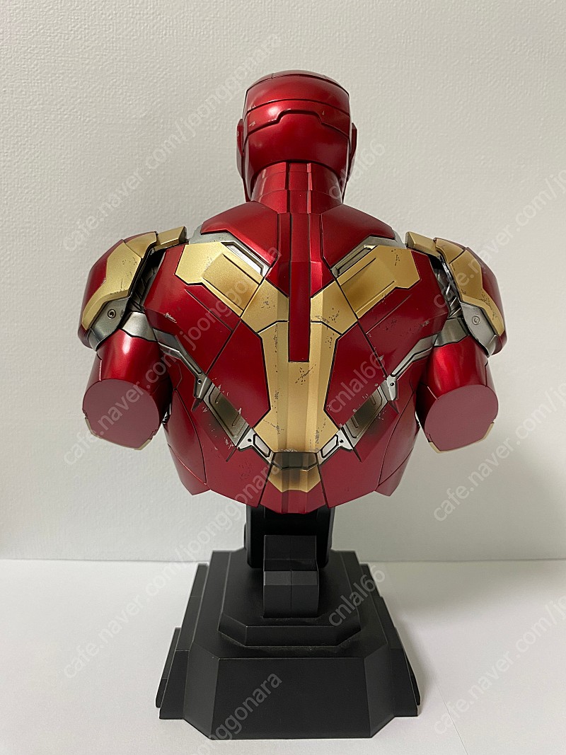Genuine) LEGO Iron Man Mark 42 76007 #레고,#레고아이언맨,#아이언맨,#어벤져스,#아이언맨피규어 on  Bunjang Global Site., image size:800x1067