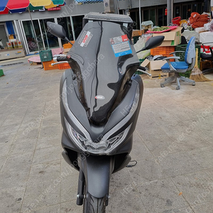 pcx125 20년식 800키로 급처합니다