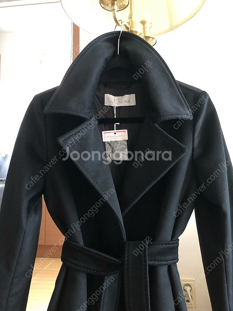 막스마라 인트렌드 콜라쥬 블랙 코트--3