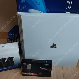 PS4 Pro 7218B (1TB SSD) 및 게임 5종 팝니다