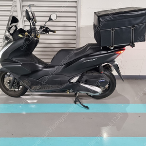 Pcx125 21년식 8천키로 팝니다