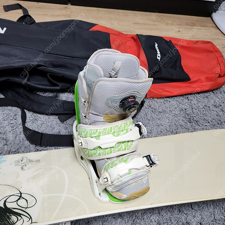 여자 스노보드셋트 부츠240 데크143--2