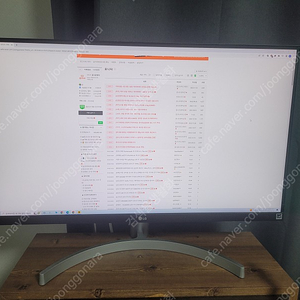 LG 4K 모니터 27uk600 팝니다.