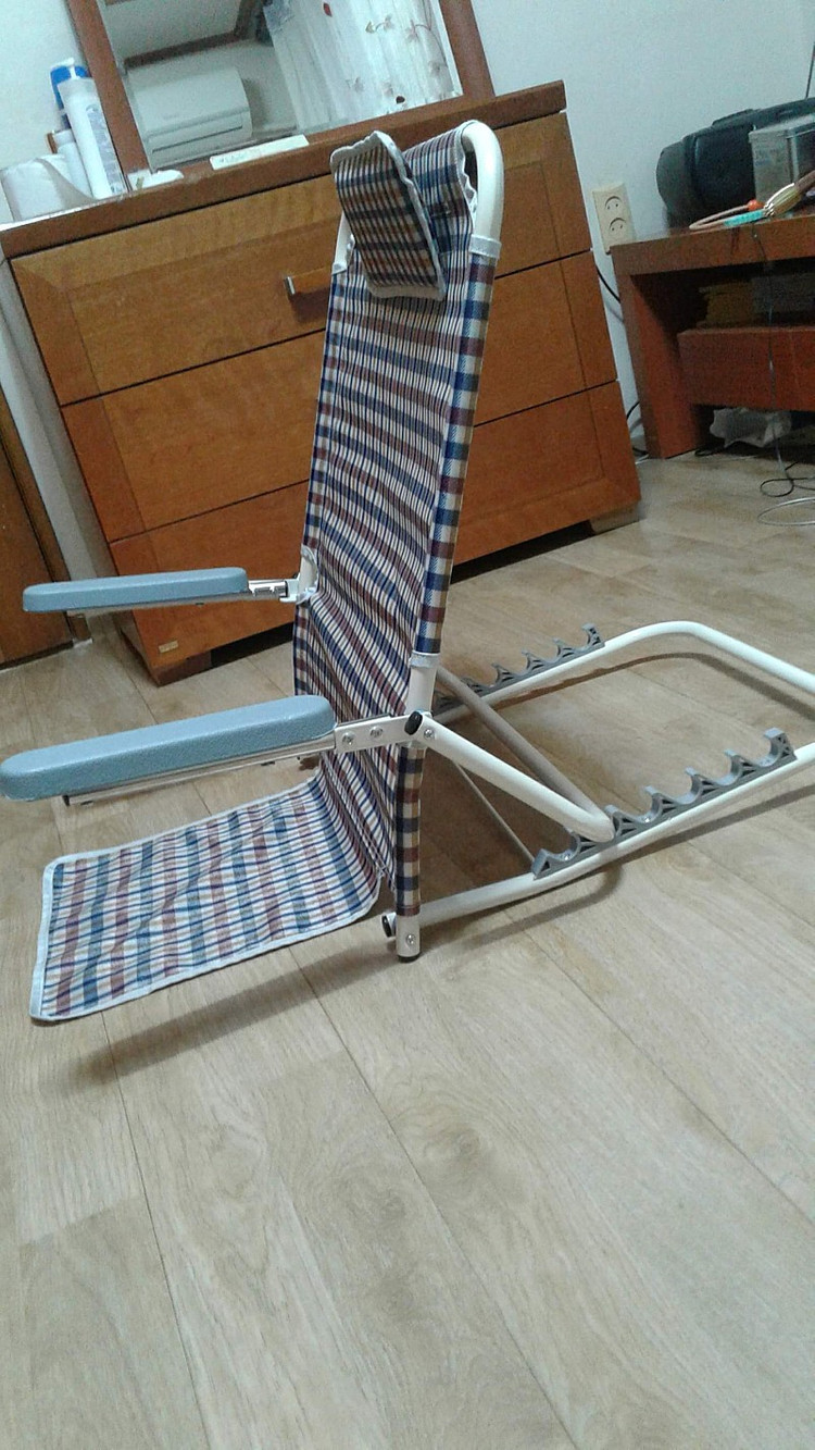 칭대의자 이미지