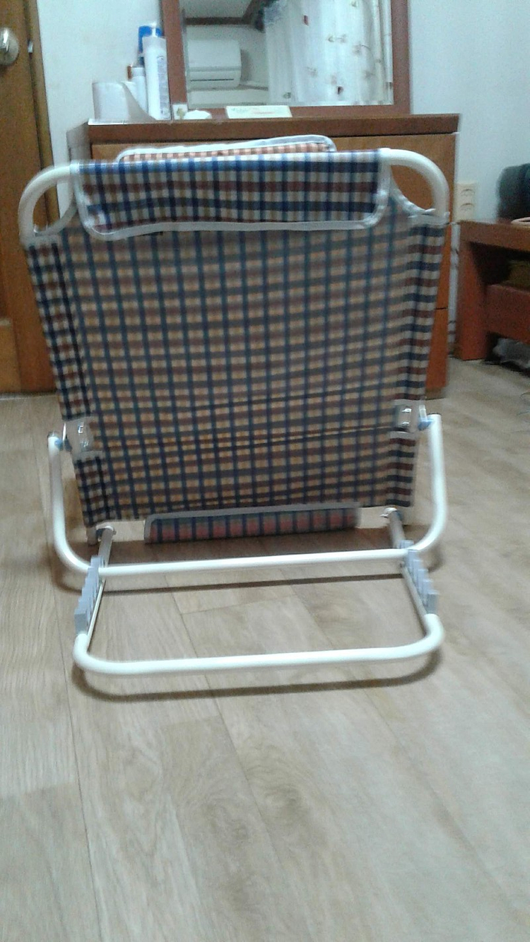 칭대의자 이미지