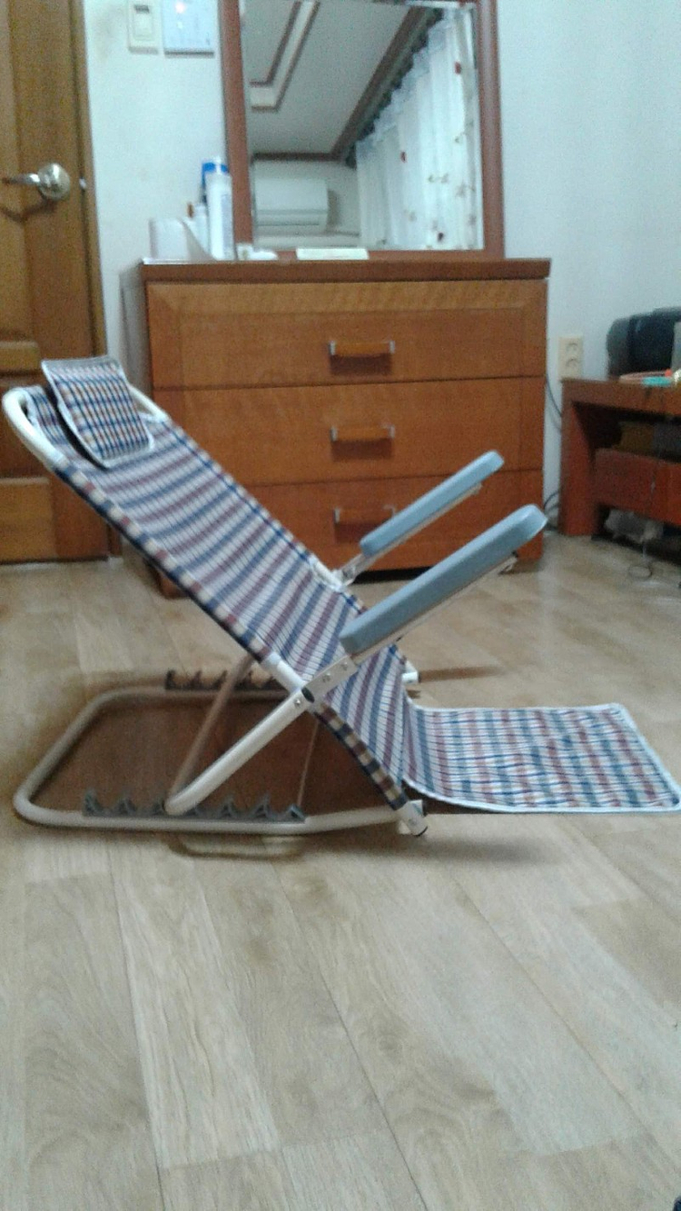 칭대의자 이미지