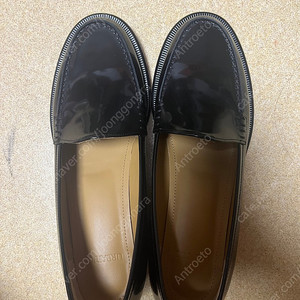 얼바닉30 urbanic30 클래식 로퍼 Classic loafers 250 사이즈