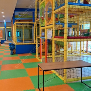 놀이방시설 키즈카페 미끄럼틀 놀이방매트 트렘폴린 트렘펄린 일체판매 120평 규모용