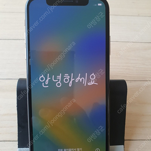 아이폰 xs 64g 골드 판매합니다.