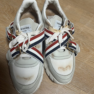 톰브라운 스니커즈 260